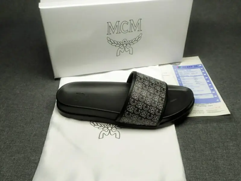 mcm chaussons pour homme s_a706521